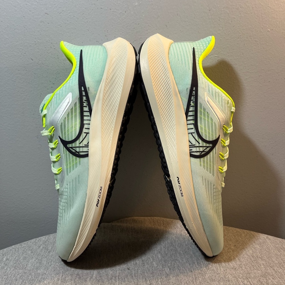 Nike Air Zoom Pegasus 39 Barely Green Running Men's Shoe Size 10 DH4071-301​ - Picture 7 of 11